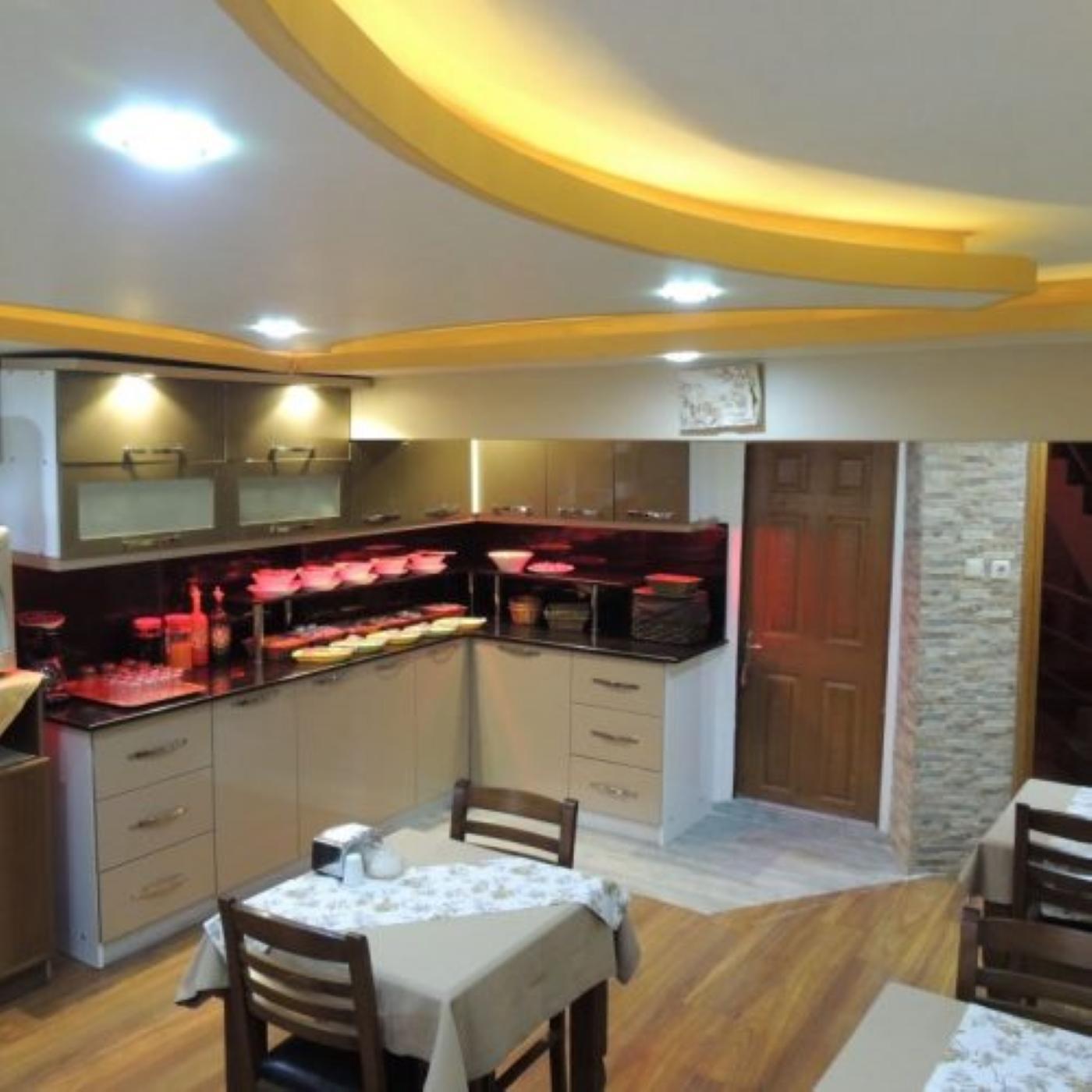 Adana Saray Hotel Exterior foto